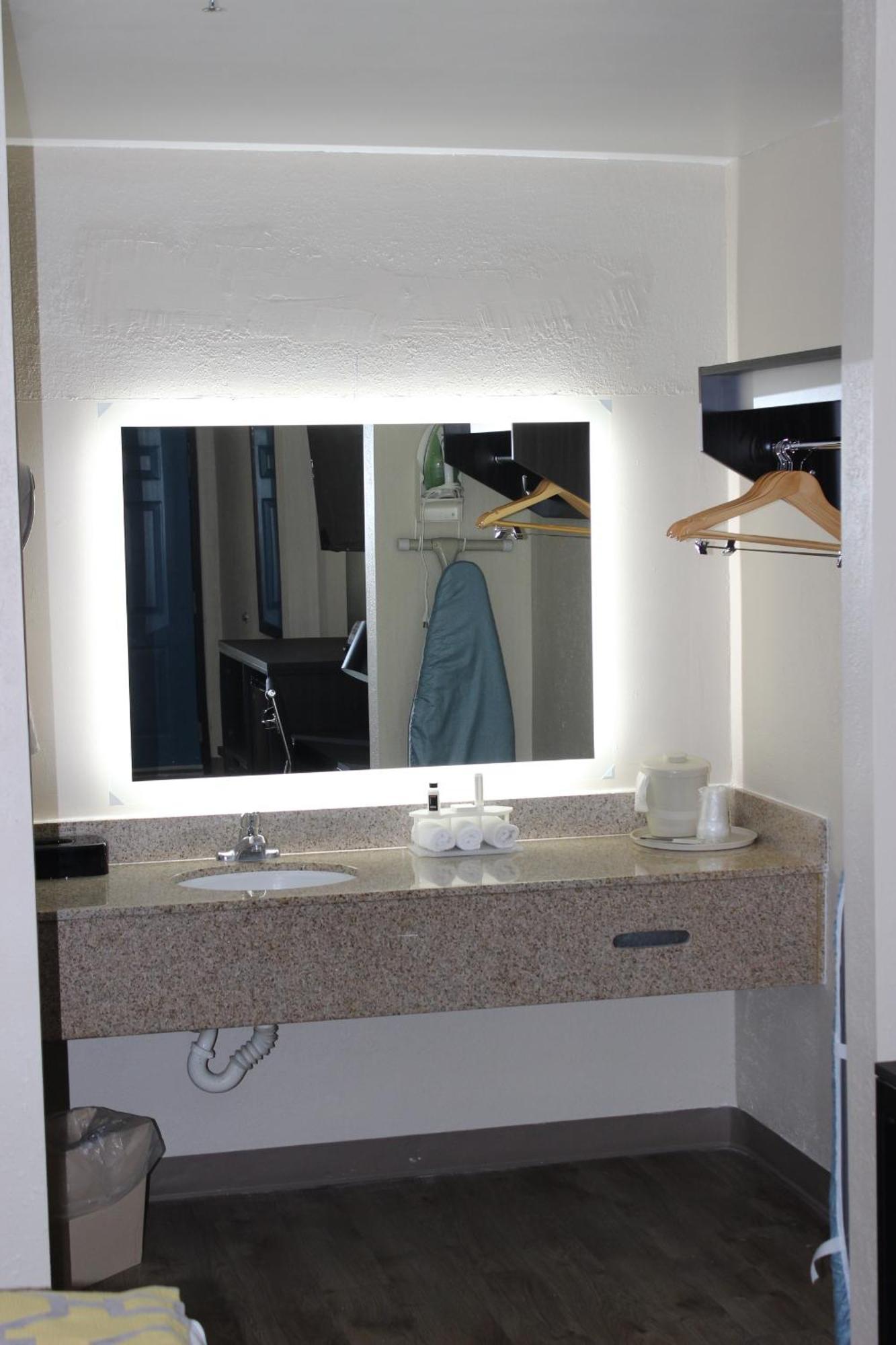 Baymont Inn & Suites Manning Buitenkant foto