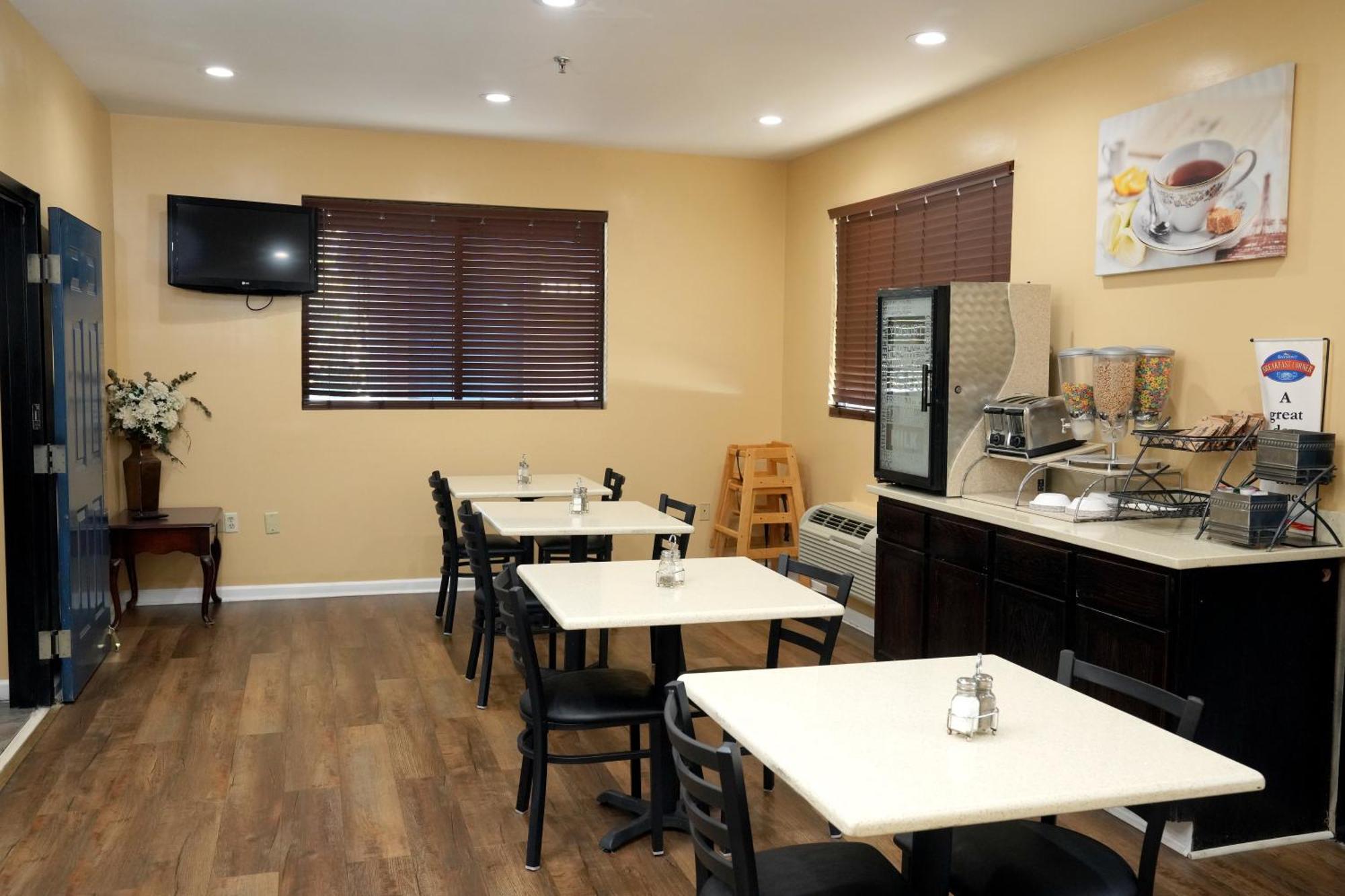 Baymont Inn & Suites Manning Buitenkant foto